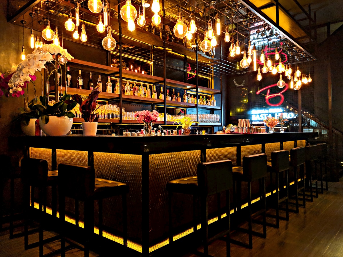 Issara lounge ambiance